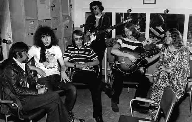 Group shot of the band Fairport Conventiion