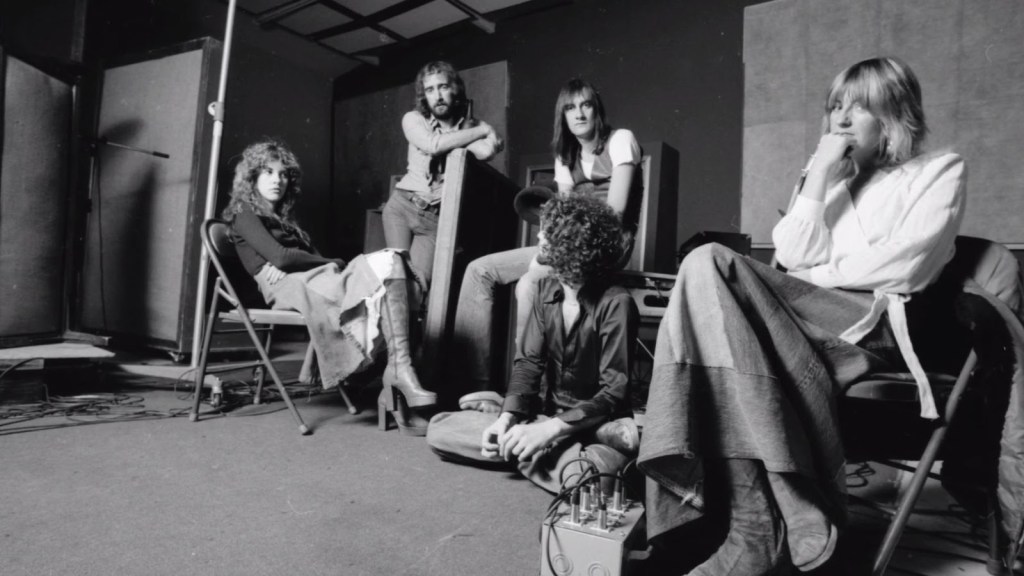 Group shot of the band Fleetwood Mac circa 1975